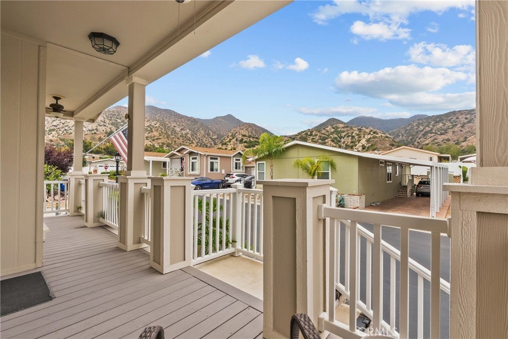 15455 Glenoaks Boulevard 315