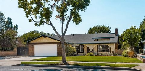 Photo of 982 N Shaffer Street, Orange, CA 92867 (MLS # OC25203344)