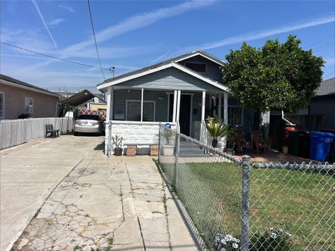 Photo of 4605 W 161st ST, Lawndale, CA 90260 (MLS # PW26221981)