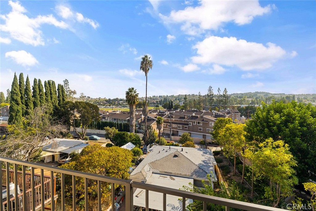 La Habra Knolls - Residential