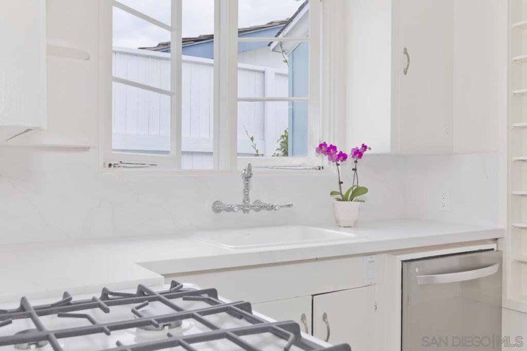 La Jolla - Residential Lease