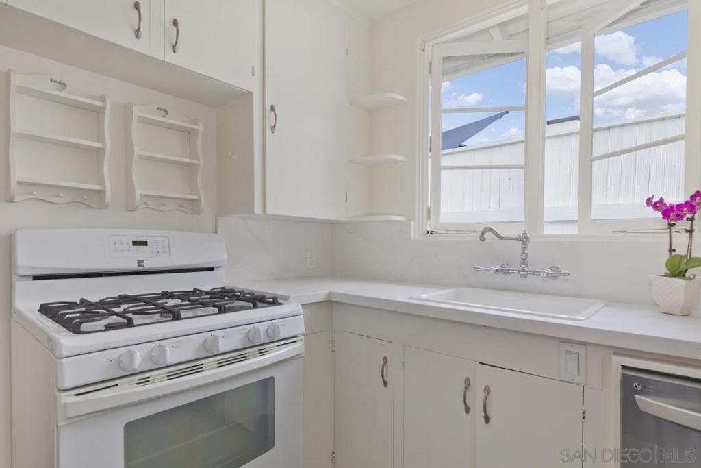La Jolla - Residential Lease