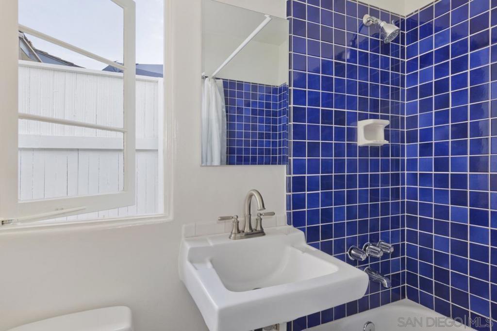 La Jolla - Residential Lease