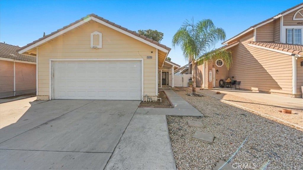 Photo of 15449 Julie AVE, Moreno Valley, CA 92551 (MLS # CV26228553)