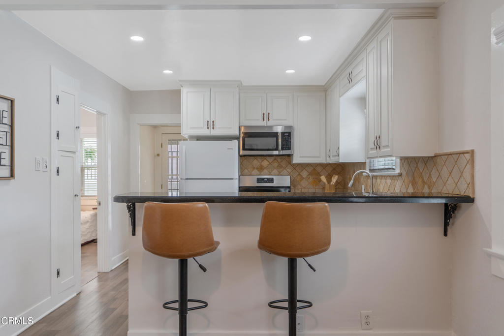 610 E Angeleno Avenue A