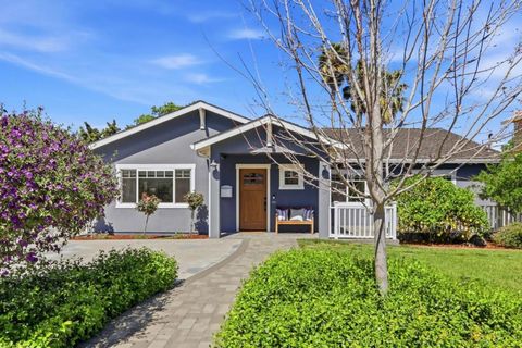 Photo of 14785 Nelson Way, San Jose, CA 95124 (MLS # ML82040419)