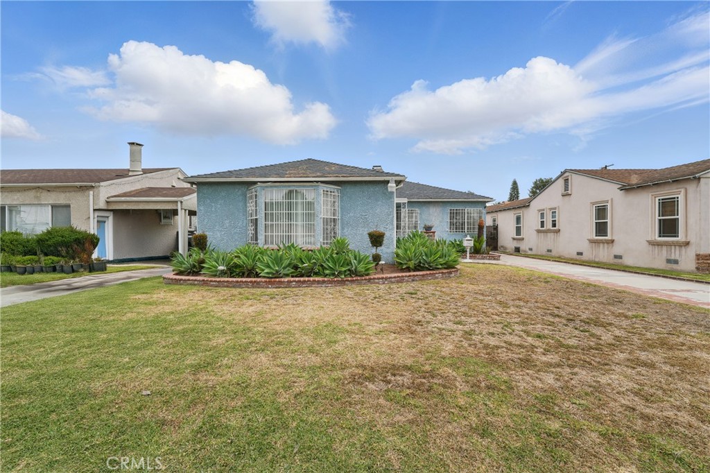 3647 Cedar Avenue