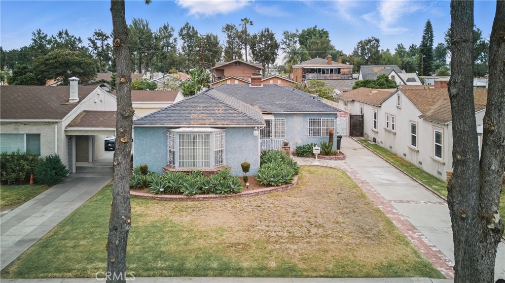 3647 Cedar Avenue