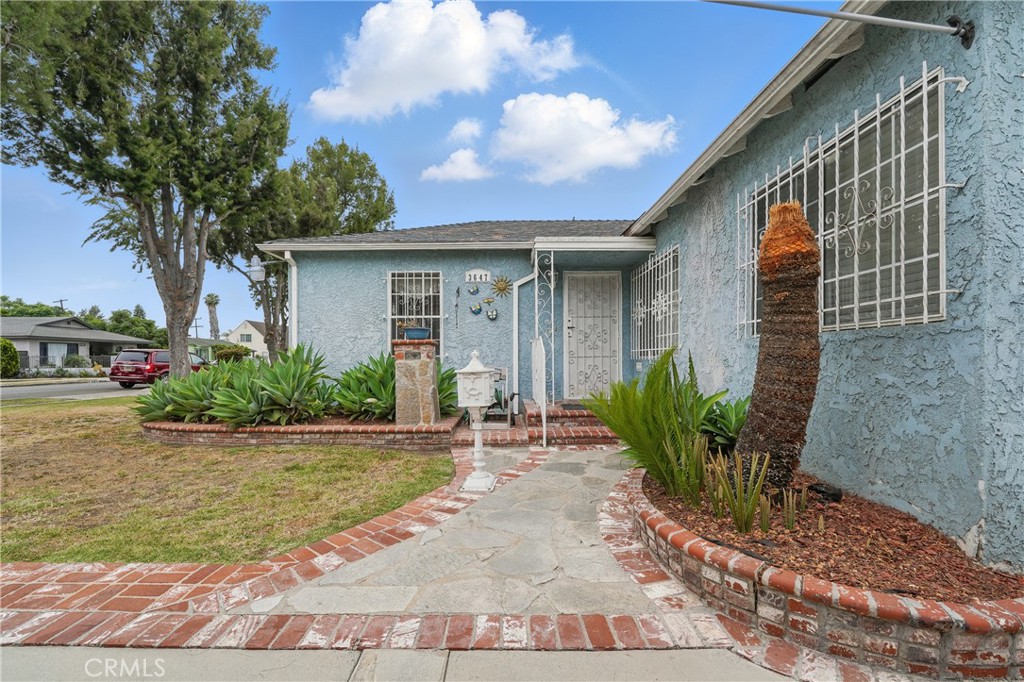 3647 Cedar Avenue