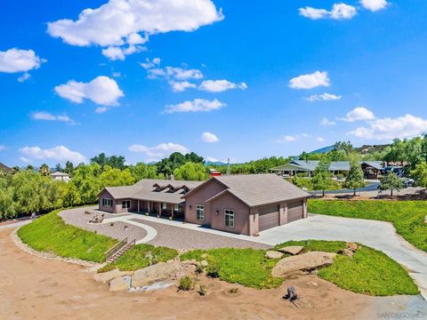 19553 Hidden Glen Road Alpine CA 91901