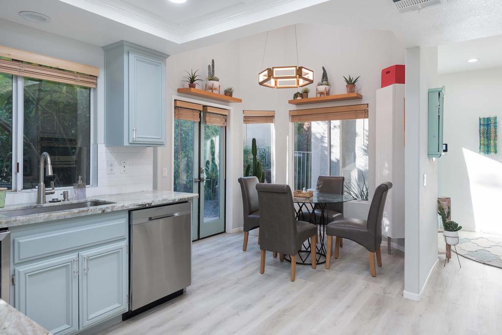 Laguna De La Paz - Residential