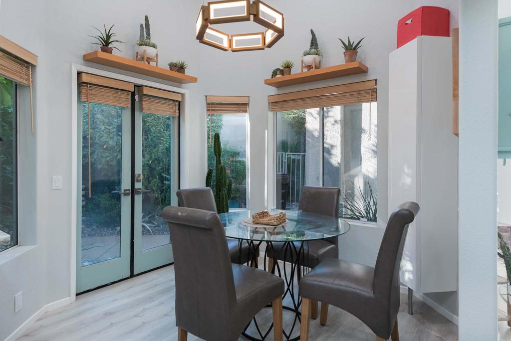 Laguna De La Paz - Residential