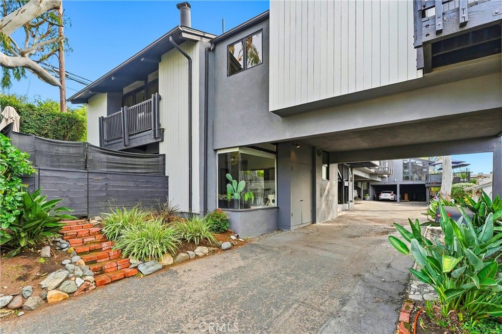 Photo of 2101 Glenneyre St, Laguna Beach, CA 92651 (MLS # PW26035804)