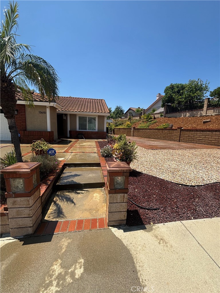 13610 Running Springs