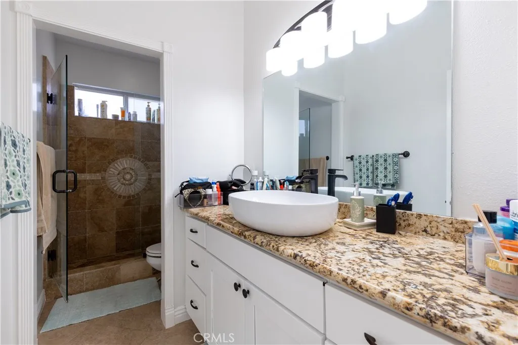 Anaheim, California 92808, United States, 4 Bedrooms Bedrooms, ,4 BathroomsBathrooms,Residential,Active,253032