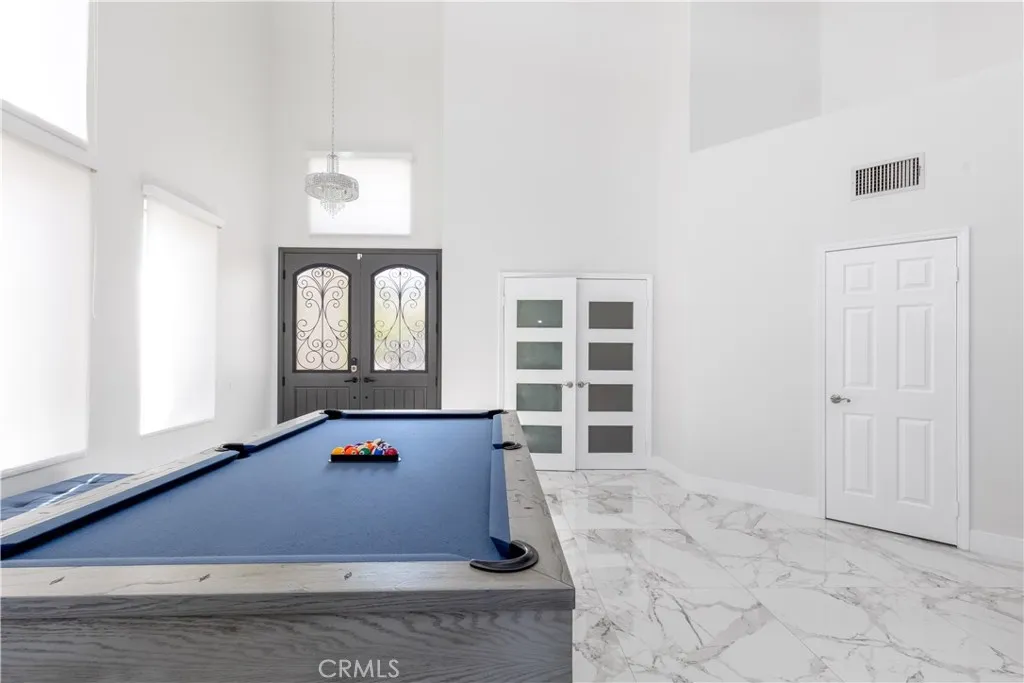 Anaheim, California 92808, United States, 4 Bedrooms Bedrooms, ,4 BathroomsBathrooms,Residential,Active,253032