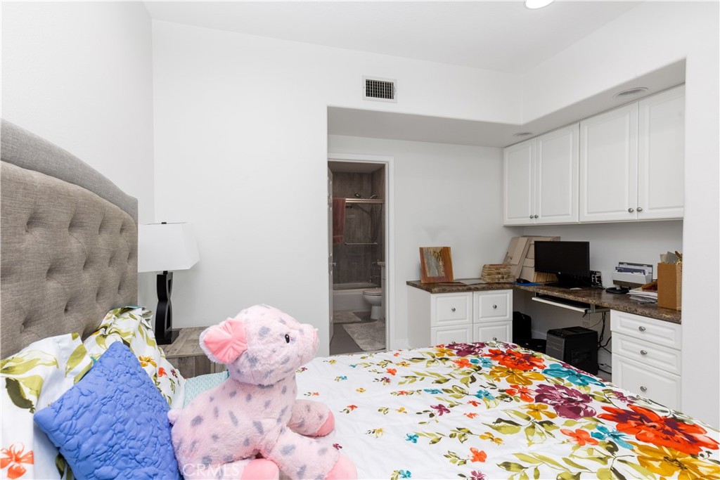 Anaheim Hills Estates (ANHI) - Residential