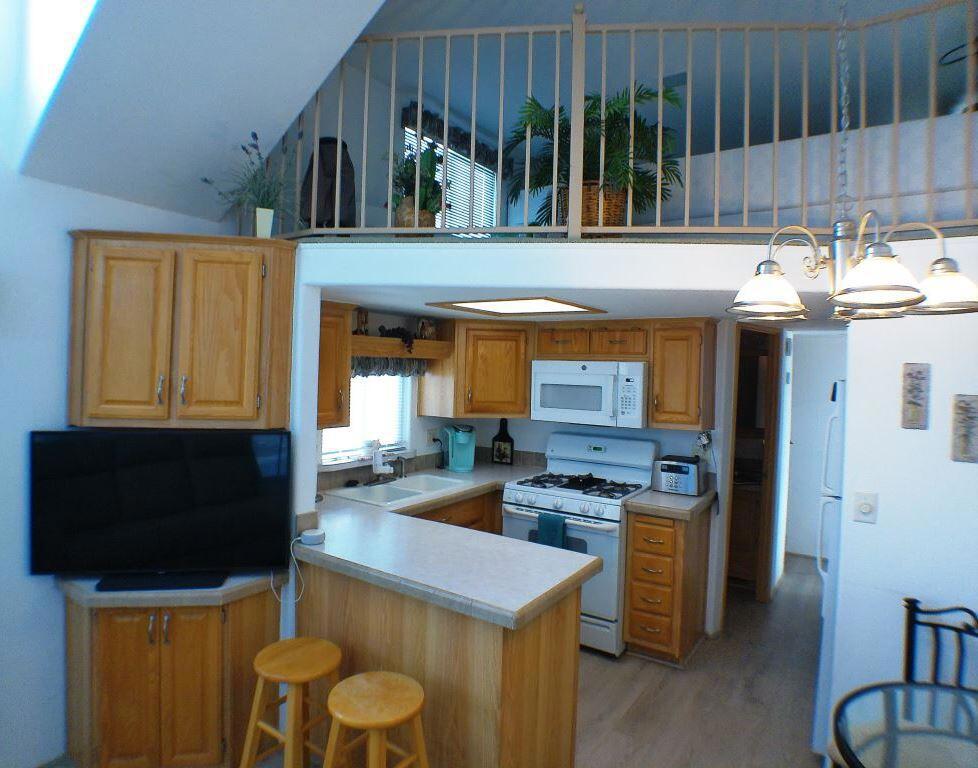 Rancho Casa Blanca - Manufactured In Park