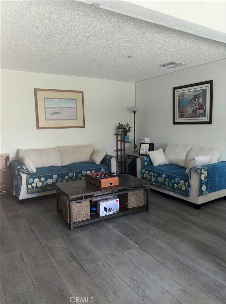 1573 S Reservoir St I