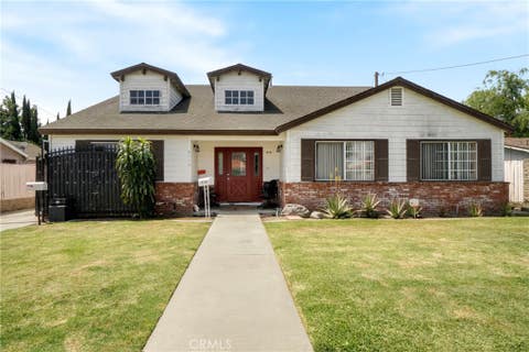 Photo of 8118 Alameda ST, Downey, CA 90242 (MLS # SB26109340)