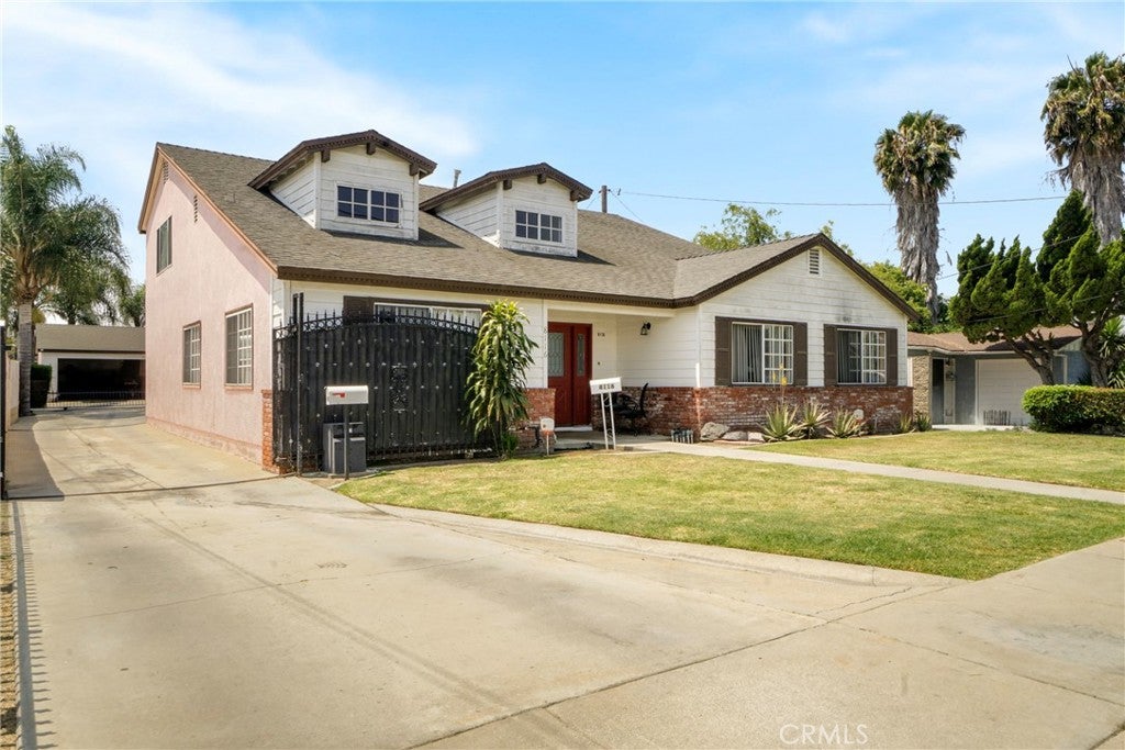 8118 Alameda