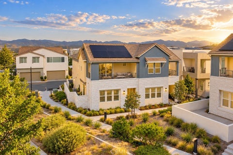 Photo of 27276 Red Willow Court, Valencia, CA 91381 (MLS # SR26232673)