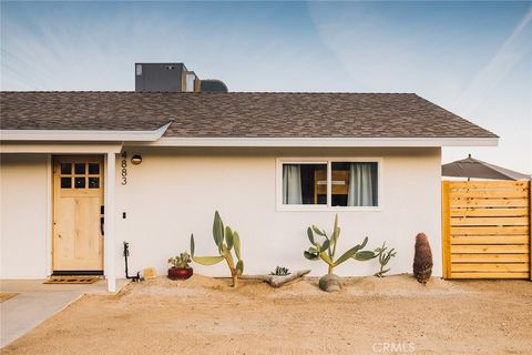 Photo of 4883 Avenida La Candela, Joshua Tree, CA 92252 (MLS # PW25041890)