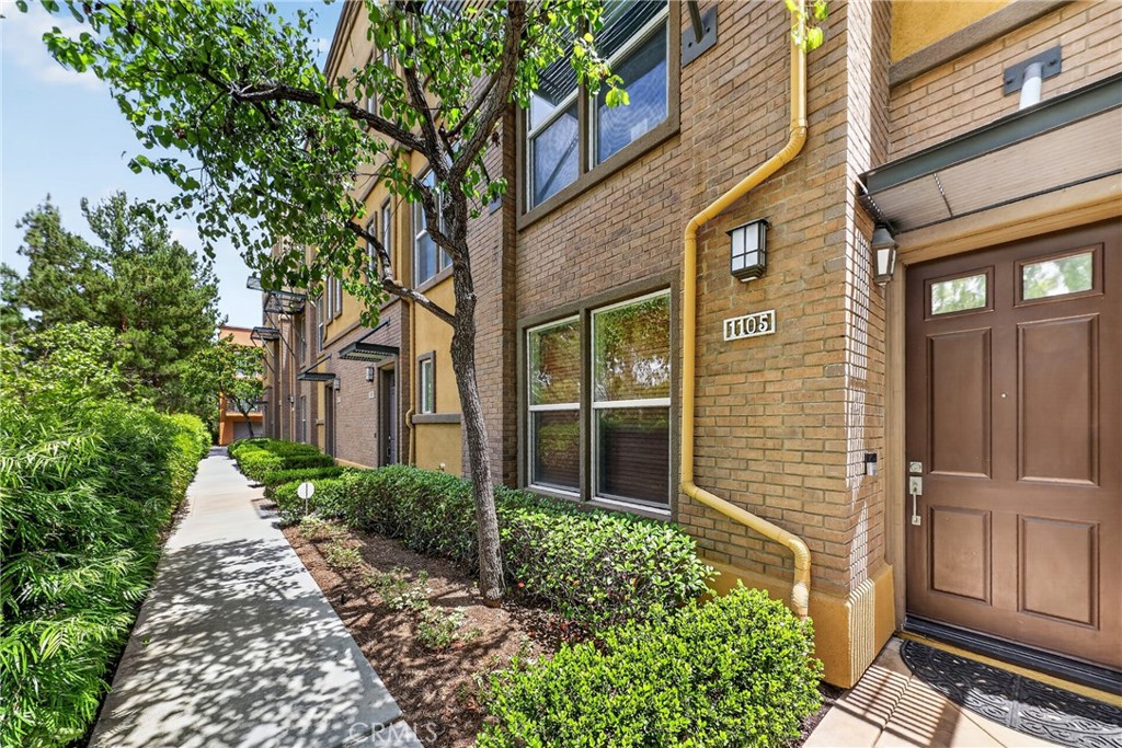 1105 Armstrong