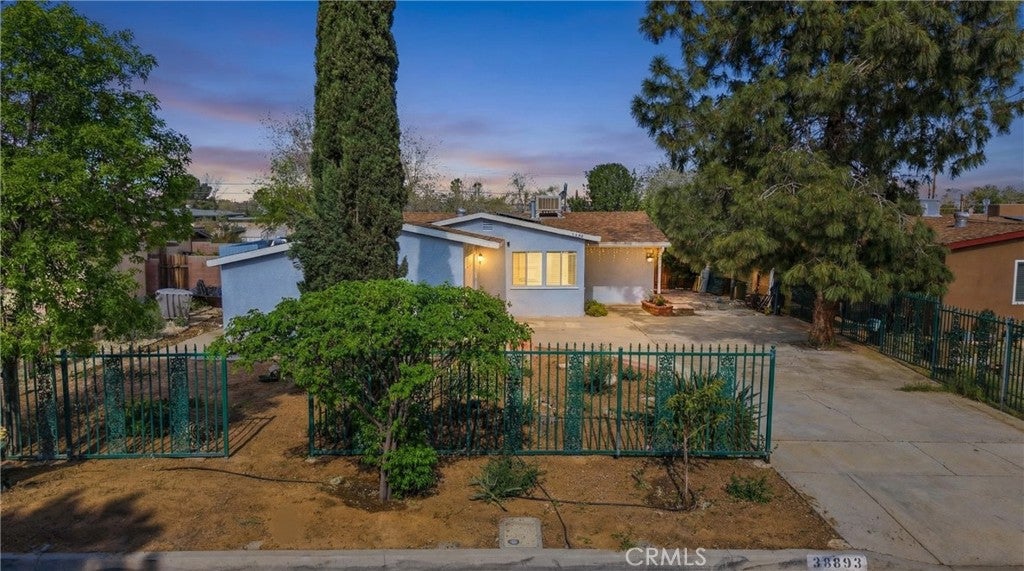 38893 Juniper Tree Rd