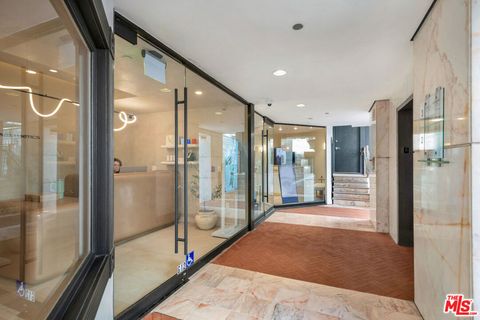 Photo of 421 N Rodeo Drive #Ste G-12, Beverly Hills, CA 90210 (MLS # 26830353)