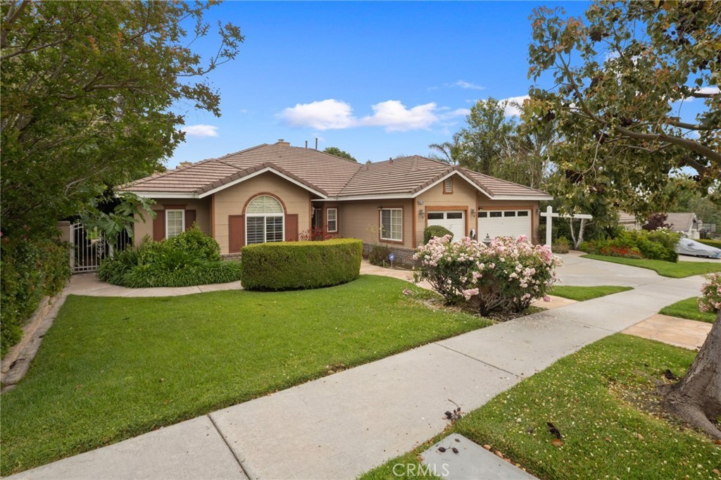 5675 W Overlook Drive