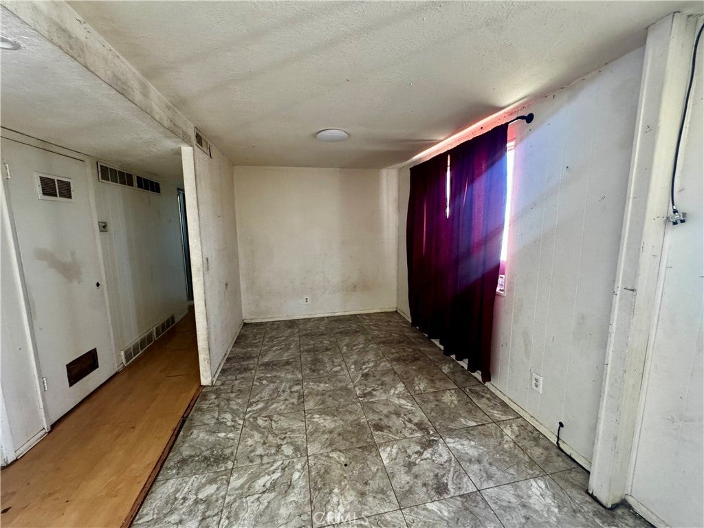 2045 Desoto Street