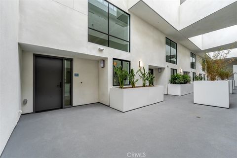 Photo of 24722 Del Prado #202, Dana Point, CA 92629 (MLS # OC26109346)