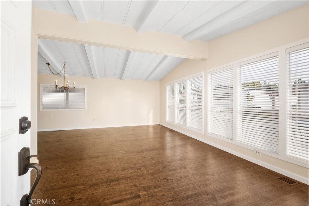 5200 Irvine Boulevard 131