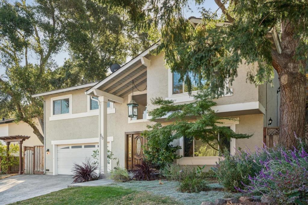 133 Worcester Loop