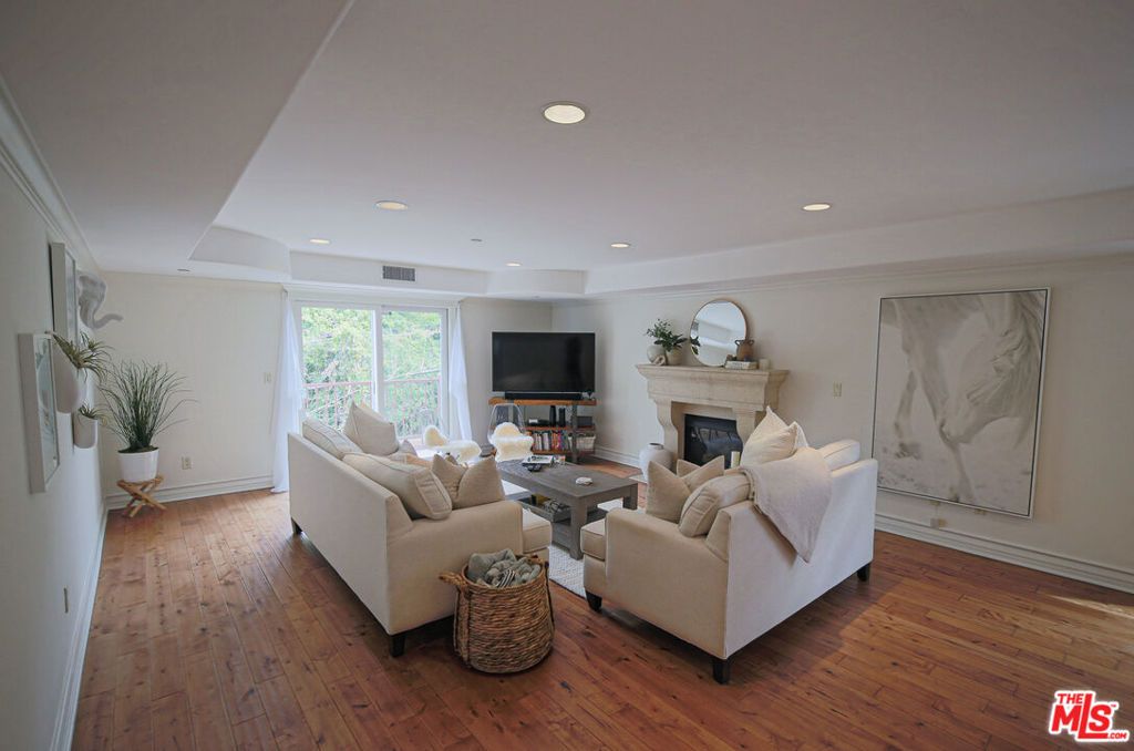 Photo of 10390 La Grange Avenue #PH3, Los Angeles, CA 90025 (MLS # 26727763)