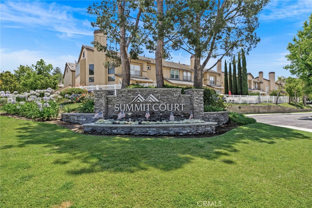 1218 S Country Glen Way