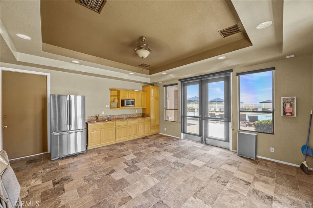 Summit Court (SMCT) - Residential