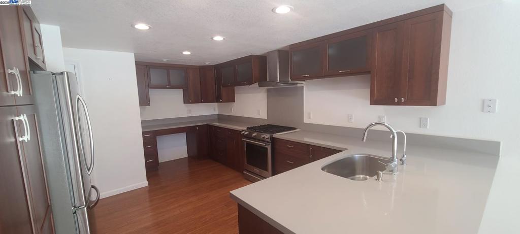 DANBURYPAK - Residential Lease