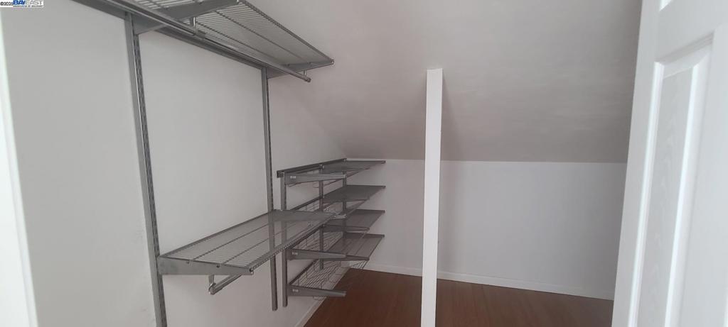 DANBURYPAK - Residential Lease