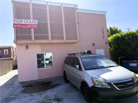 Photo of 2672 S Redondo Boulevard #3, Los Angeles, CA 90016 (MLS # DW26192364)