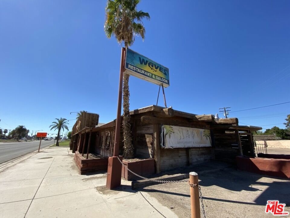 621 S Brawley Avenue