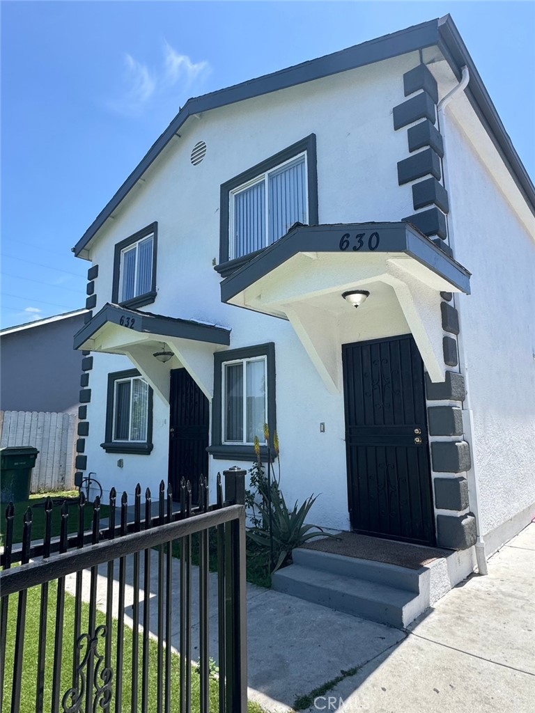 632 E 113th