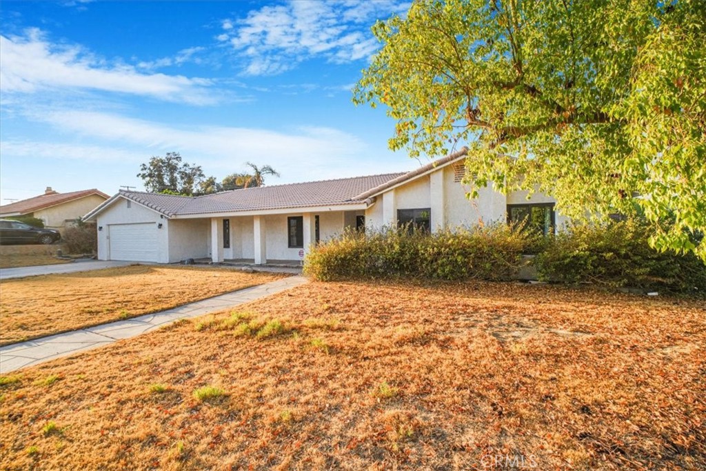 Bermuda Dunes Prado Verde (31222) - Residential