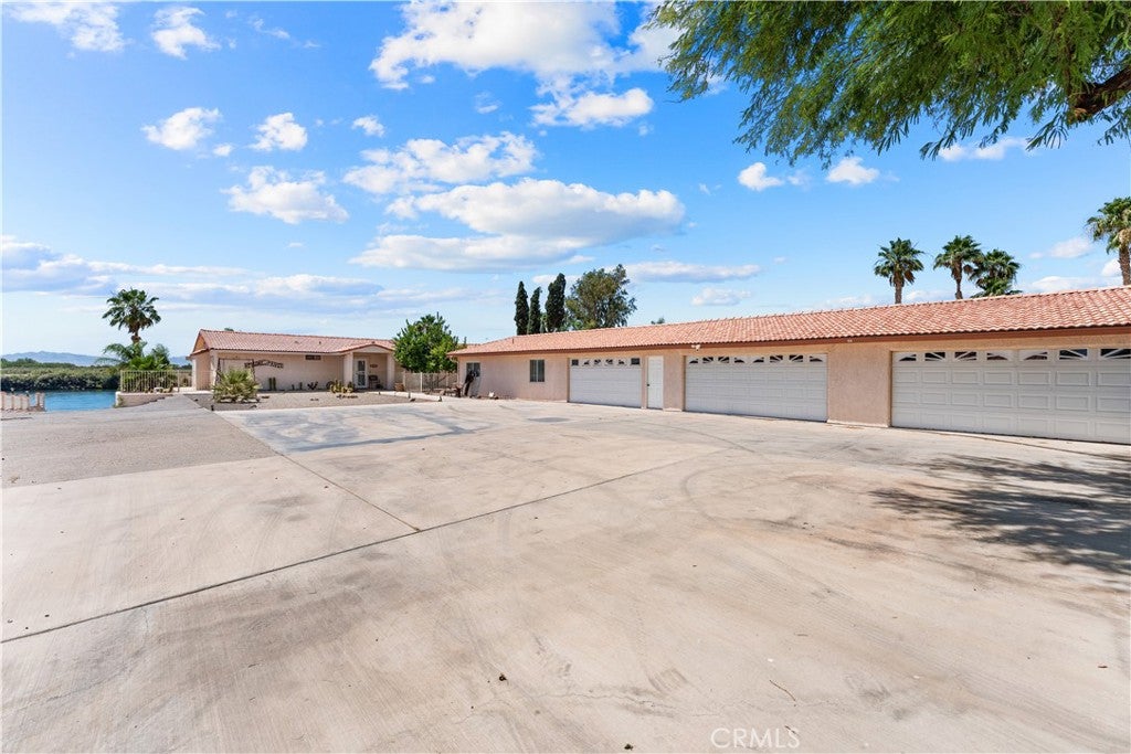 7575 Rio Vista