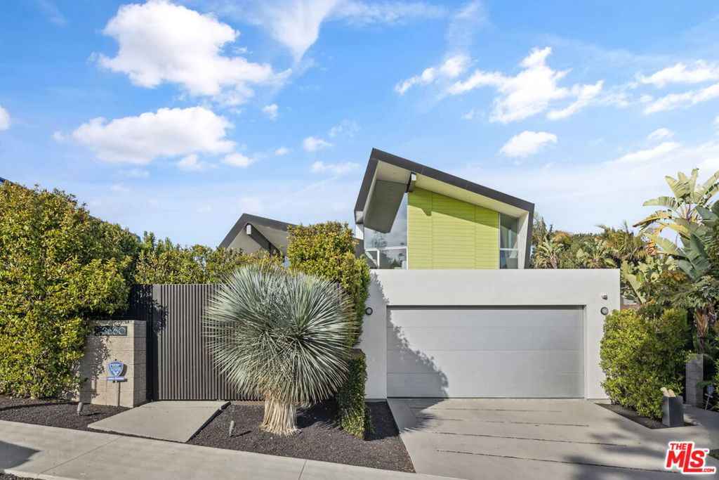 Properties 2 3660 S Inglewood Boulevard