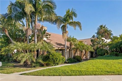 Photo of 128 Avenida Las Brisas, Oceanside, CA 92057 (MLS # ND26231336)
