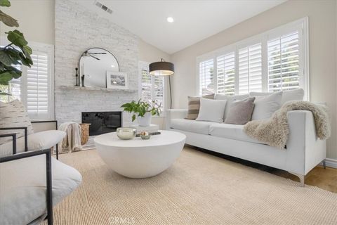 Photo of 6 Kendall PL, Lake Forest, CA 92610 (MLS # OC26127458)