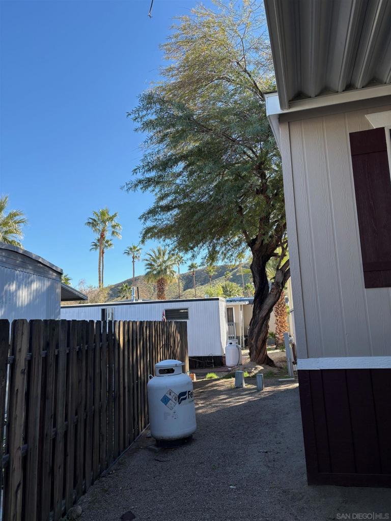 351 Palm Canyon Drive 77