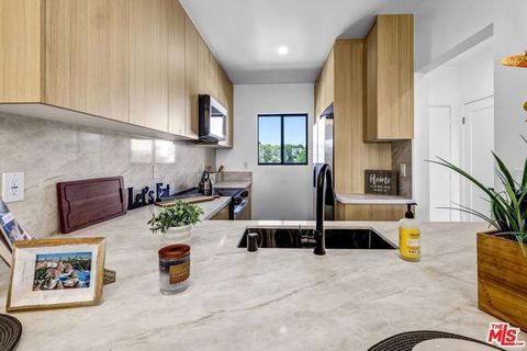 Photo of 26251 Vermont Avenue #307, Harbor City, CA 90710 (MLS # 26839085)